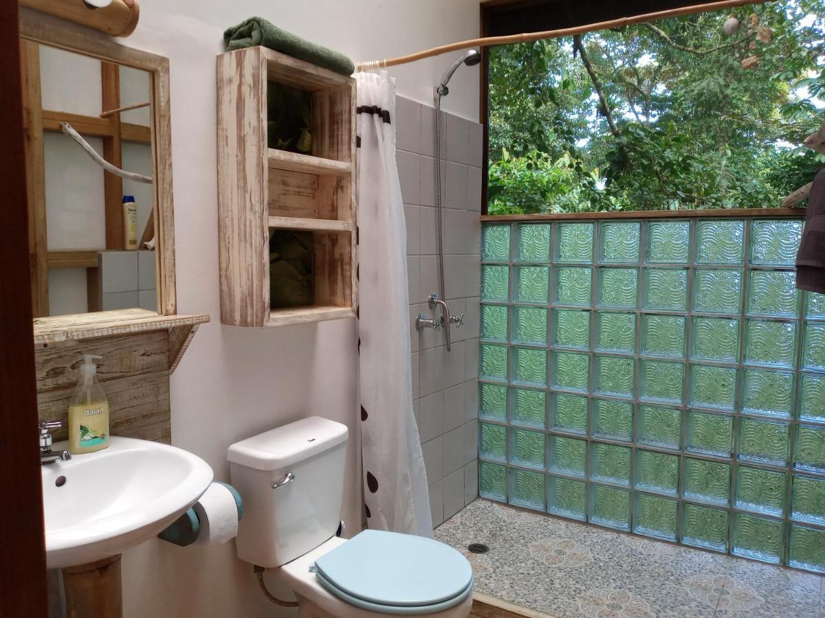 Jungle Paunch Villa Bocas del Toro Exterior photo