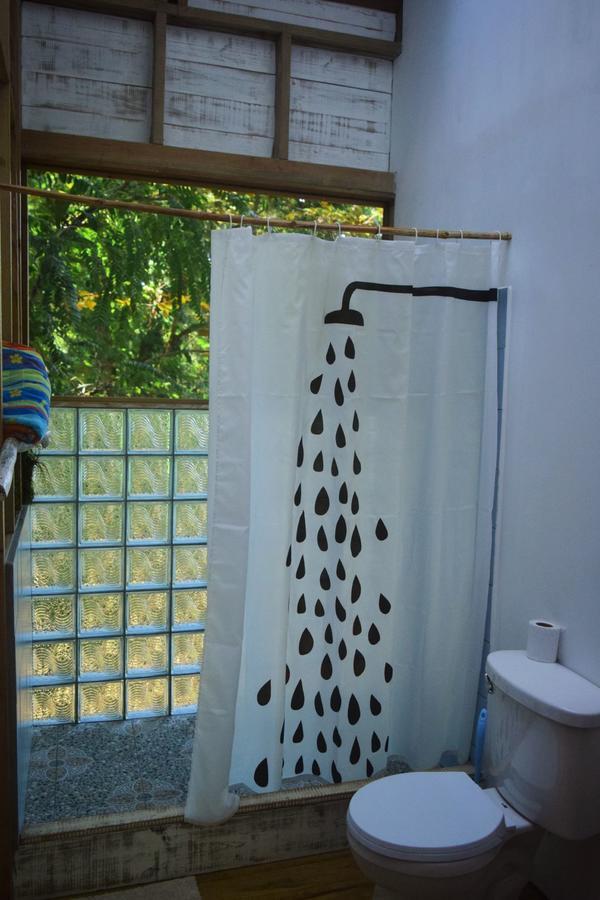 Jungle Paunch Villa Bocas del Toro Exterior photo